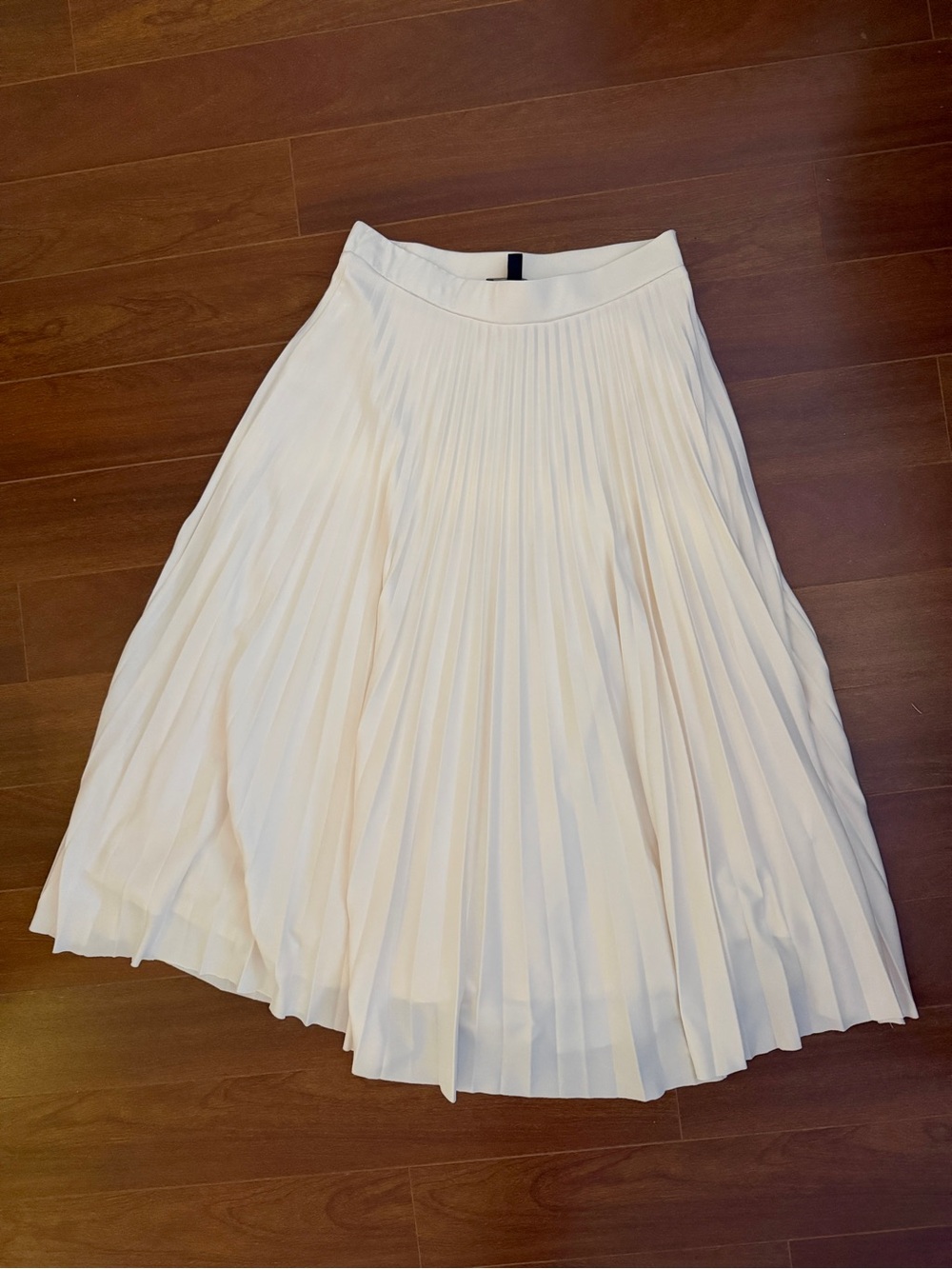 NEW Pleated Full Skirt in White